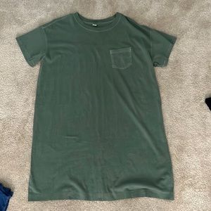Old Navy tshirt dress, color army green, size Small